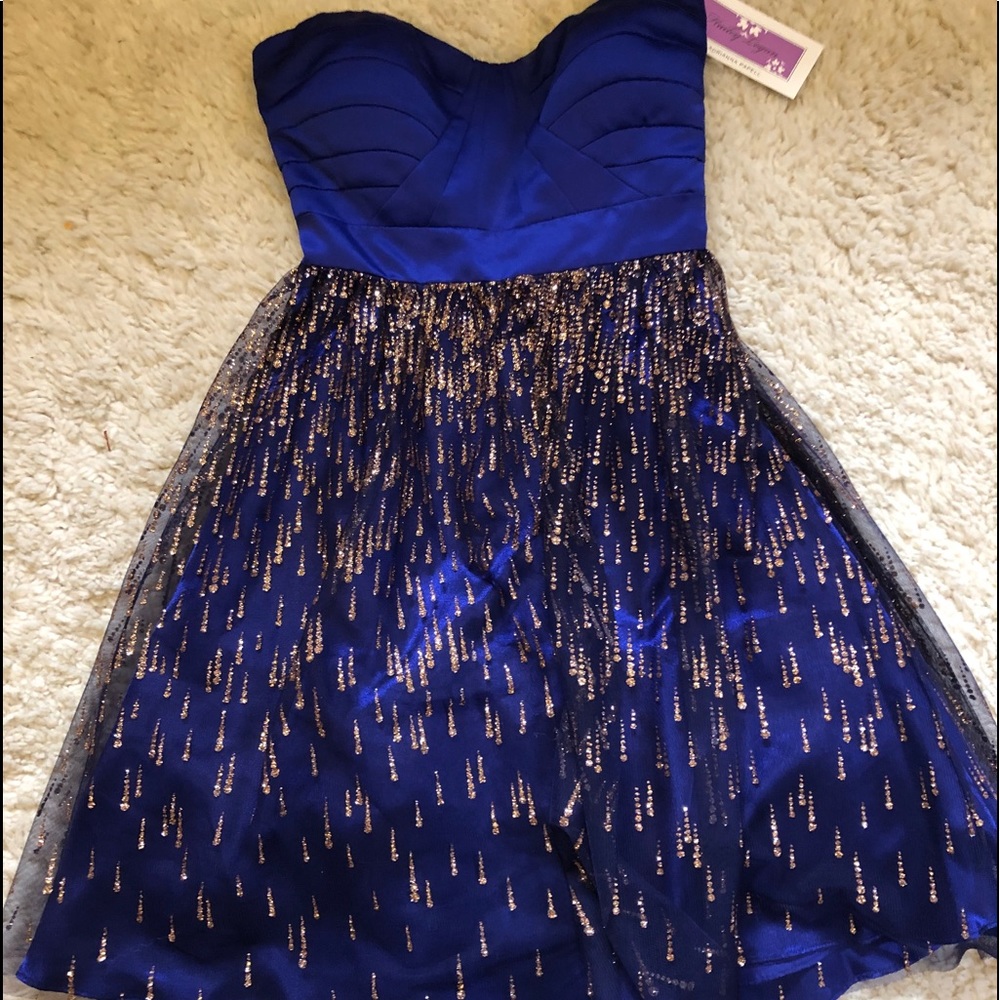Perfect homecoming dress!